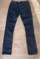 Schwarze Jeans s.Oliver/Q.S. Gr. 36/32 slim fit - neuwertig Hessen - Linsengericht Vorschau