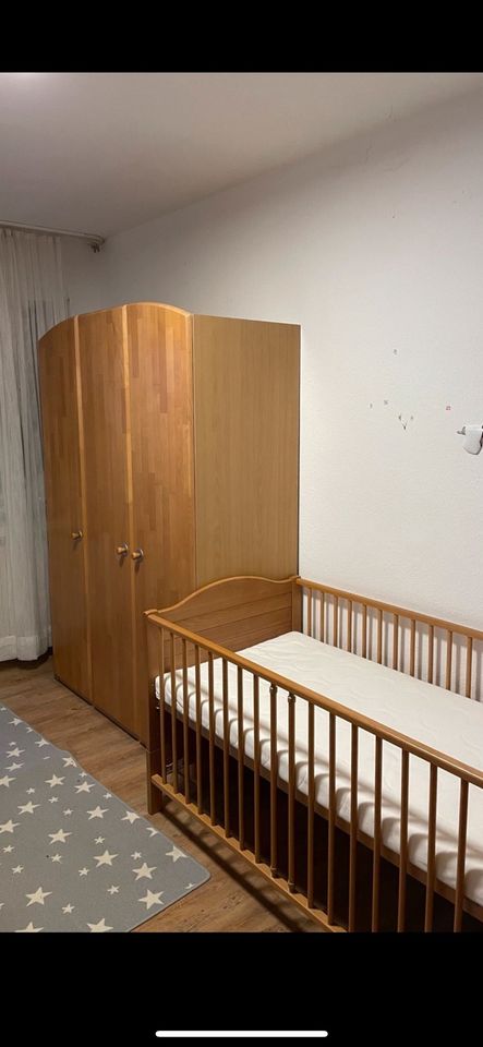 Kinderzimmer Paidi inkl. Schrank, Bett, Wickelkomode und Regal in Dornstadt