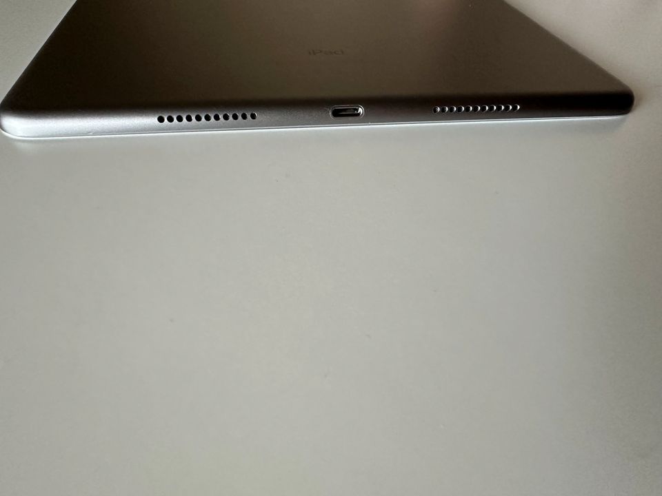 APPLE iPad PRO 10,5‘‘ - sehr gut erhalten! in Bad Königshofen