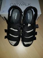 Sandale Schwarz / weiß NEU Größe 41 Bremen - Vegesack Vorschau