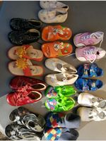 Kinderschuhe Paket Gr.22,23,24,25,26 Schuhe Sandalen Hausschuhe München - Hadern Vorschau