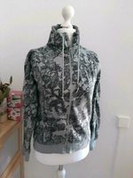 Strickjacke grau Tattoooptik Größe M ONLY Brandenburg - Baruth / Mark Vorschau