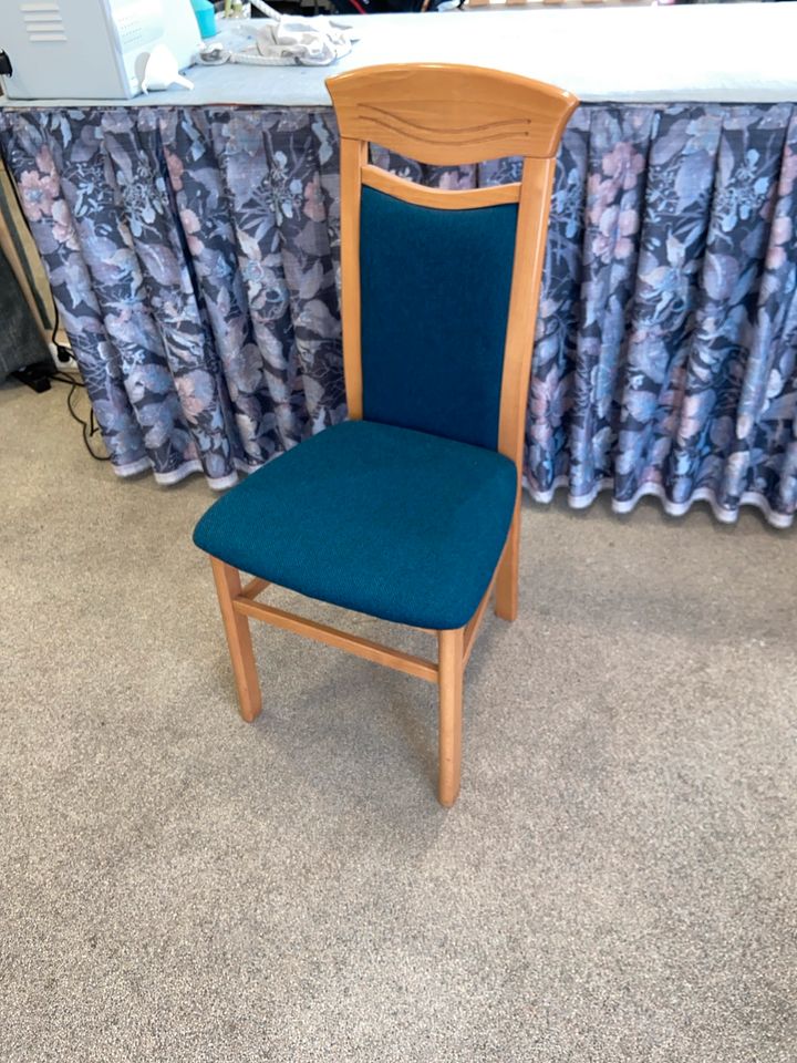 Verschiedene Stühle zu Verkaufen in Hofgeismar