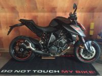 KTM 1290 R SuperDuke Akrapovic Auspuff Endschalldämpfer Hessen - Witzenhausen Vorschau