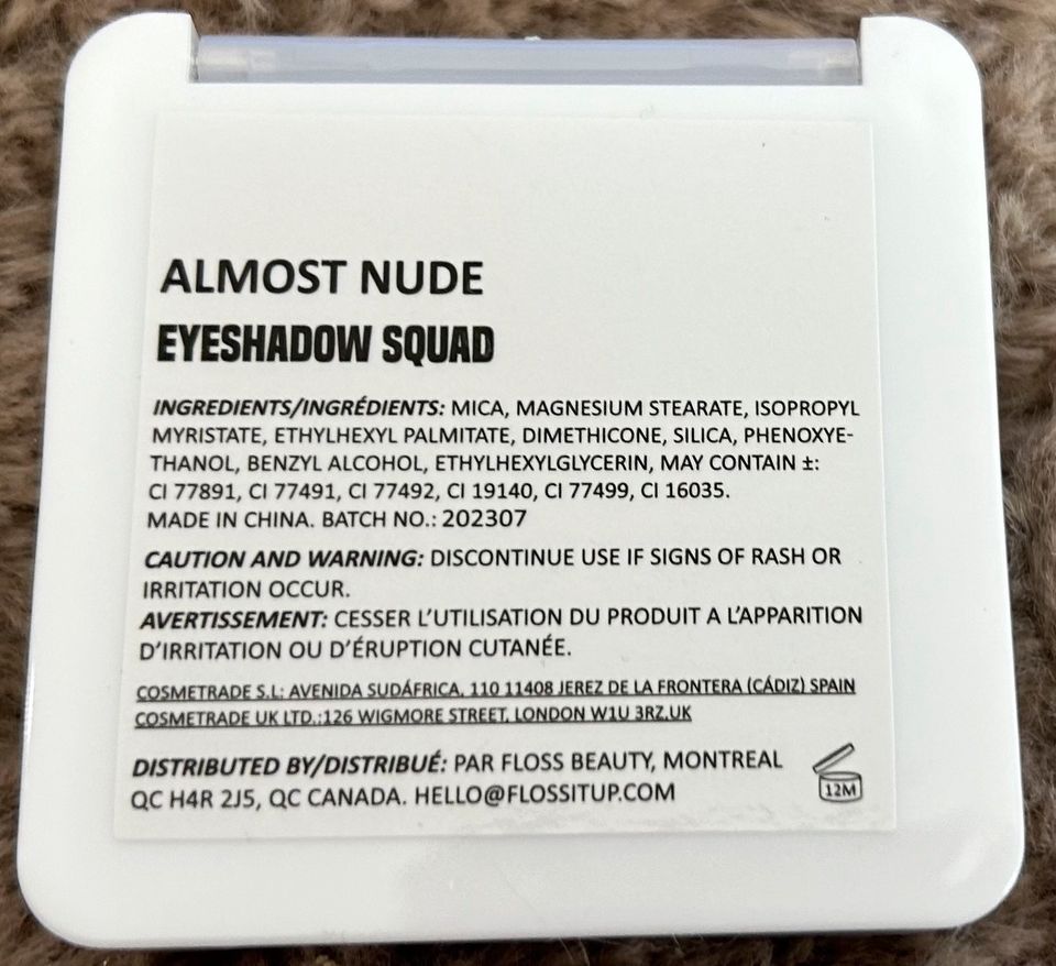 Floss Eyeshadow Squad Almost Nude in Hamburg