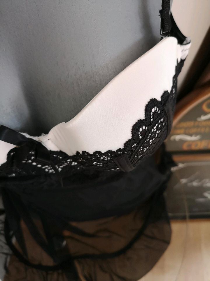 Hunkemöller dessous weiß schwarz S babydoll neglige in Lichtentanne