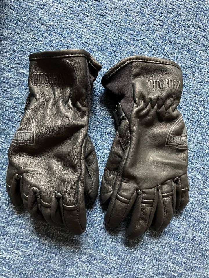 Motorradhandschuhe Kinder Größe S in Berlin