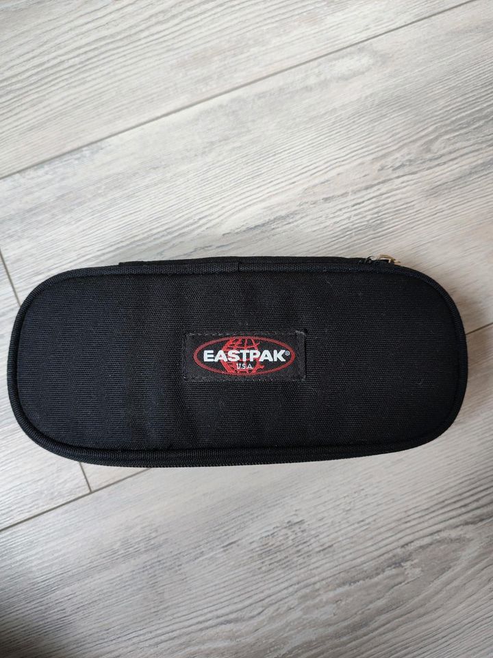 Eastpak Etui in Herne