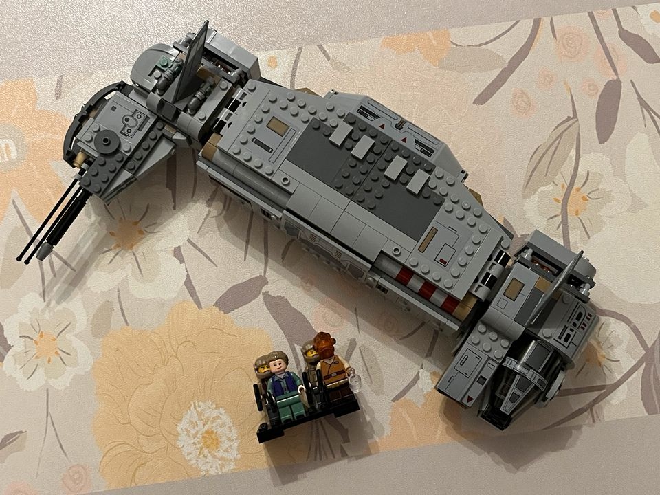 LEGO Star Wars 75140: Resistance Transporter Sehr Guter Zustand in Haar