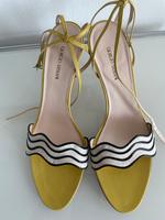 Giorgio Armani # Pumps Sandaletten # gelb schwarz weiß Bayern - Germering Vorschau