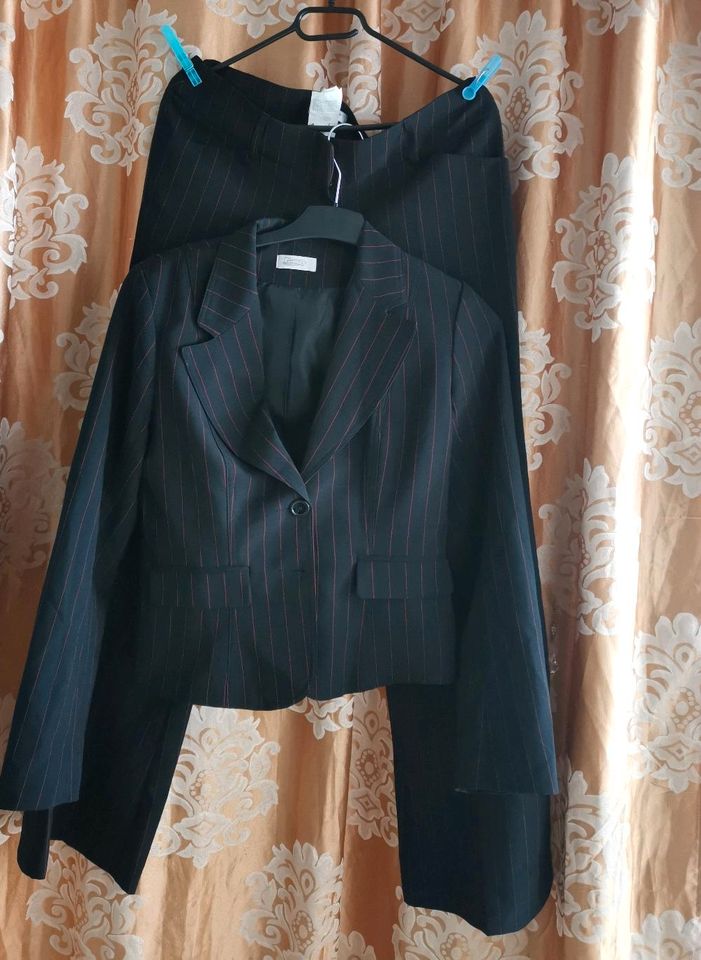 Damen Anzug blazer und Hose von Gr 38 cm(Angebote) in Gießen