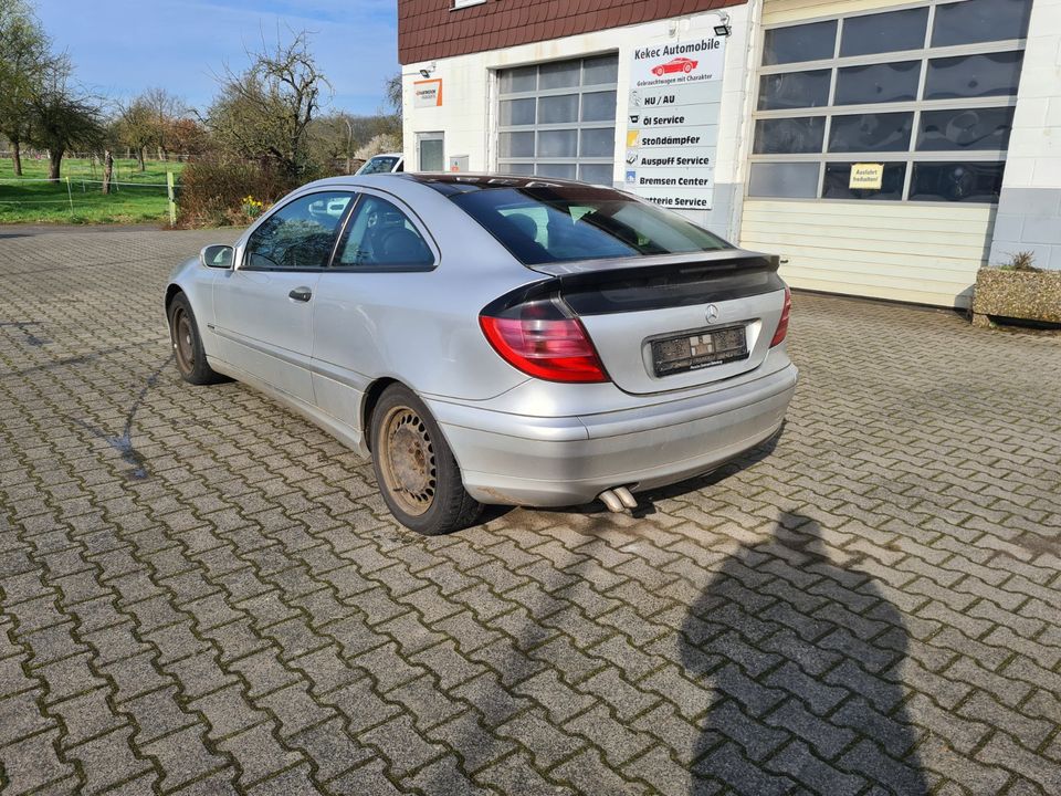 Mercedes C 200 Coupe in Florstadt