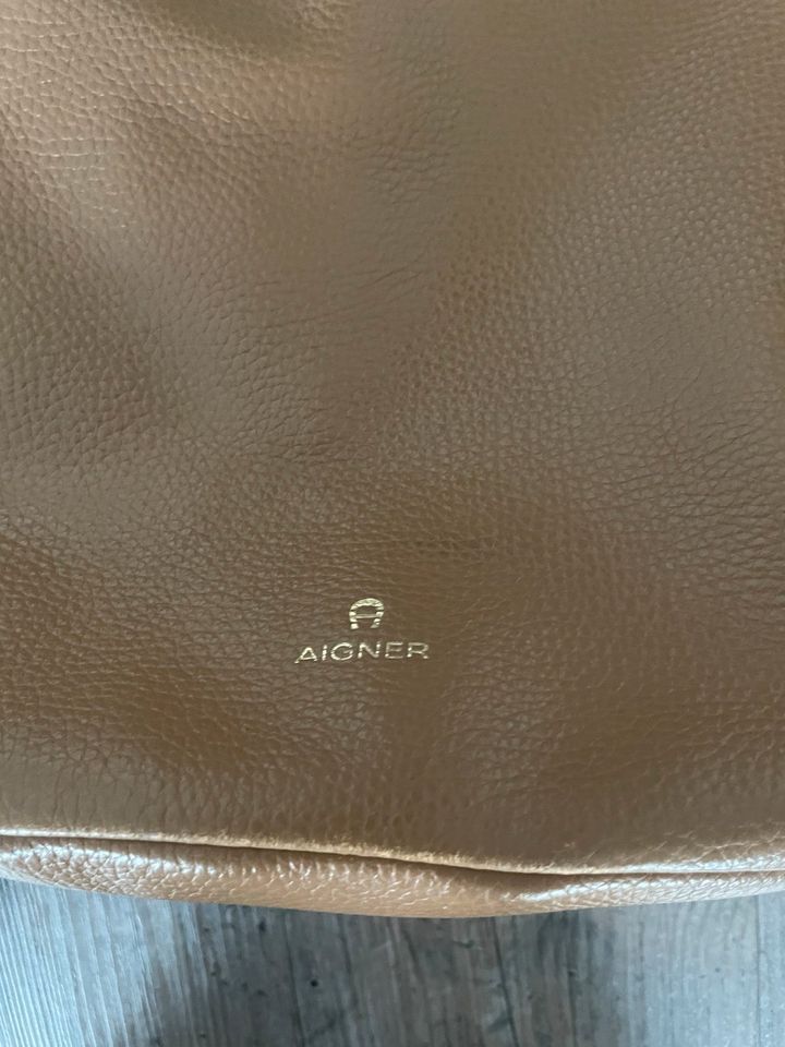 Aigner Tasche in Pohlheim