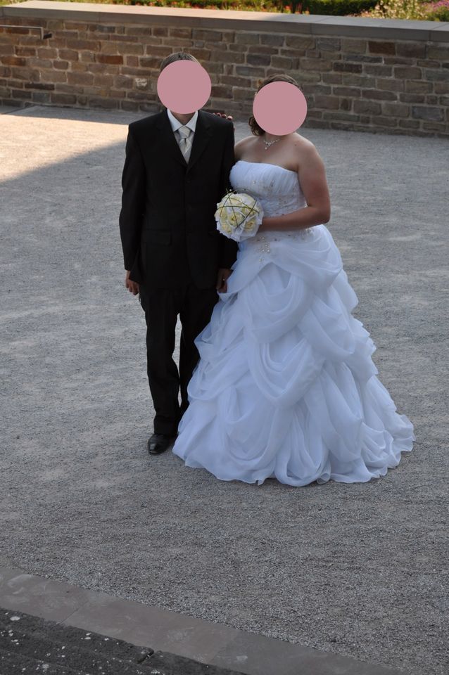Traumhaftes Brautkleid, Hochzeitskleid in Größe 40/42 in Birkenbeul-Weißenbrüchen
