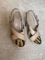 Dior Schuhe gr 38,5 Frankfurt am Main - Sachsenhausen Vorschau