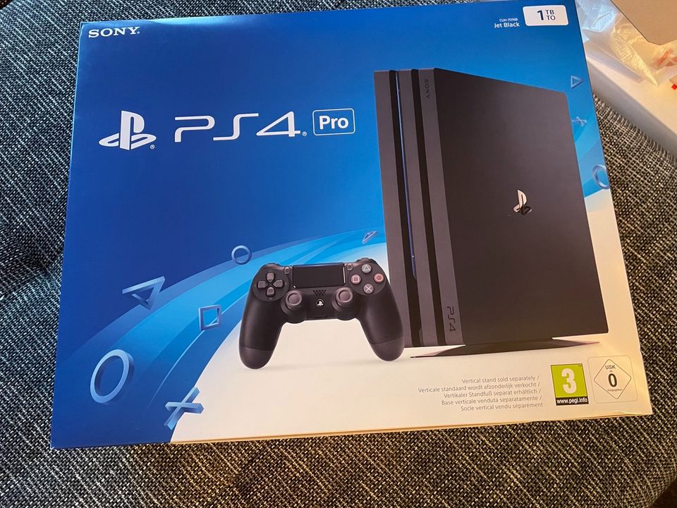 PlayStation 4 Pro in Göttingen