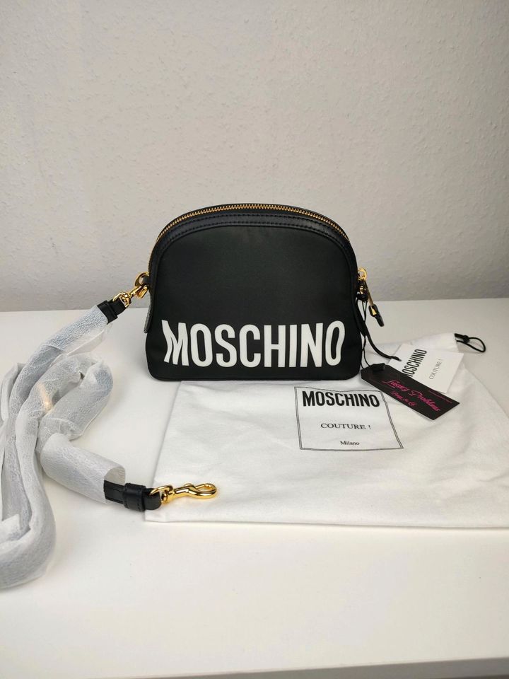 Moschino Couture Umhängetasche Crossbody Bag Schwarz NEU! in Bad Rothenfelde