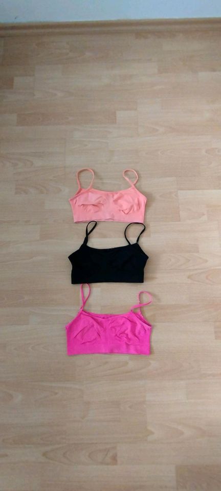 Damen Mädchen Sport BH 3 Stück Gr. S/ M schwarz rosa orange in Weiden (Oberpfalz)