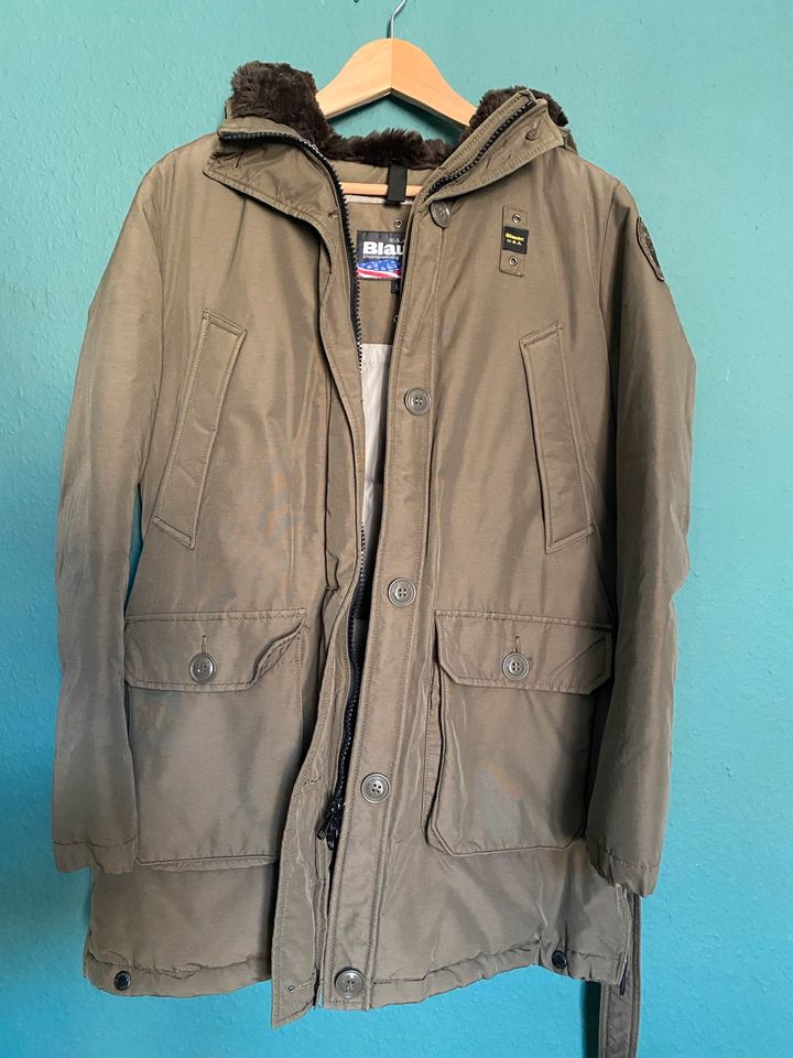 Daunenparka BLAUER in Krefeld