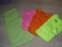 Hose / T Shirts für Sport/Fitness, Gr. 38/40 ERGEE Nordrhein-Westfalen - Bad Wünnenberg Vorschau