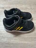 Turnschuhe Schuhe sneakler Adidas 26 runfalcon Baden-Württemberg - Böblingen Vorschau