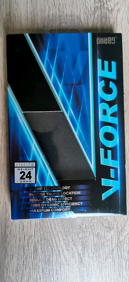 One80 Darts - V-Force B Steeldarts 24g (Target Spitzen Gold 30mm) in Grünberg