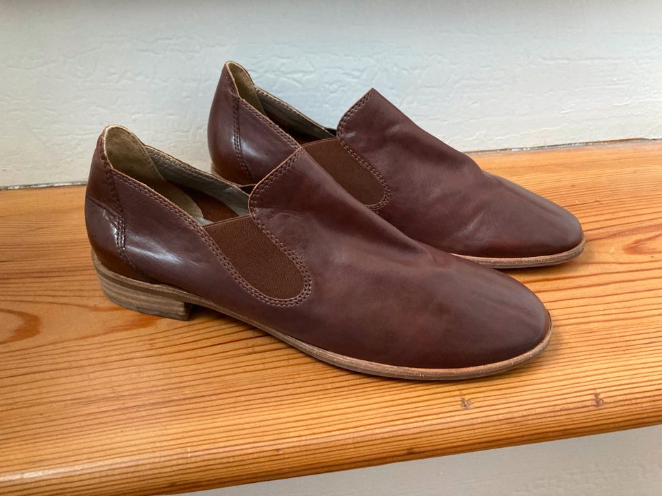 weiche Leder Halbschuhe/ Slipper von Everybody braun NEU Gr.39 in Berlin -  Tempelhof | eBay Kleinanzeigen ist jetzt Kleinanzeigen