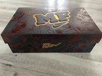 Schuhkarton Nike Metcon 8 MF, Gr. 42 Nordrhein-Westfalen - Xanten Vorschau