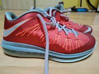 Nike Air Max LeBron 10 University Red US 9 EUR 42,5 Baden-Württemberg - Königsbach-Stein  Vorschau