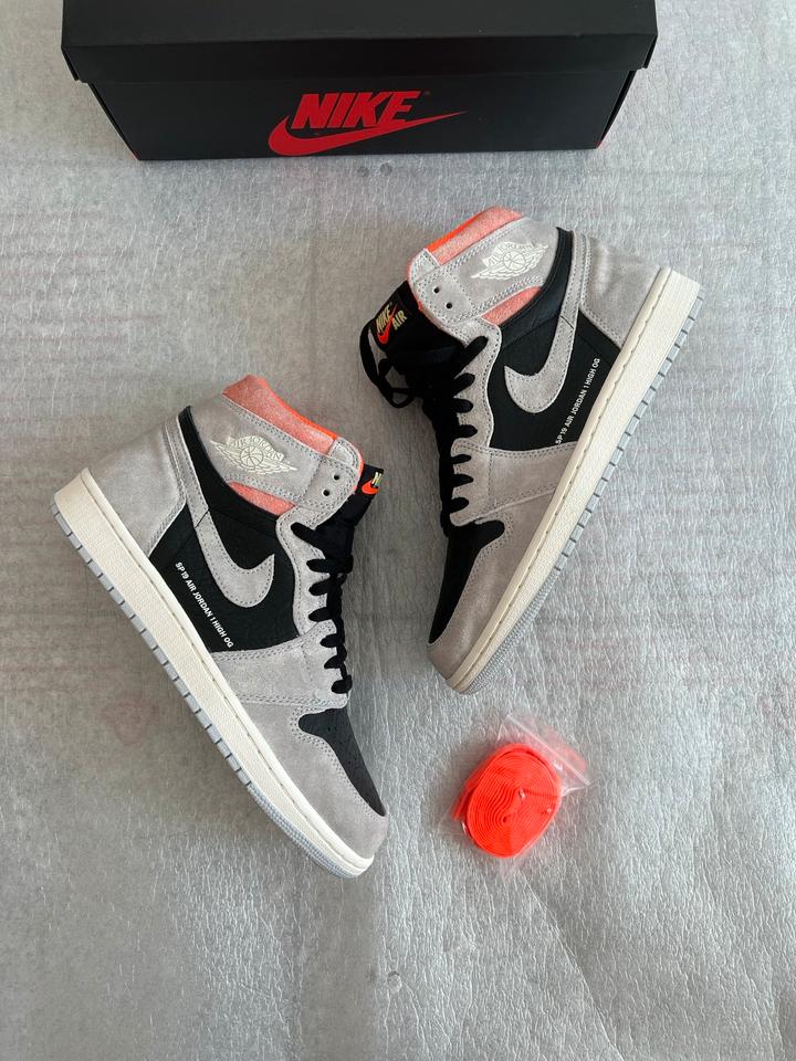 Jordan 1 high og hyper crimson hot sale