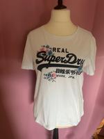 Weißes Superdry T-Shirt mit blauer Schrift & Blumen - Größe 42 Saarland - Wadgassen Vorschau
