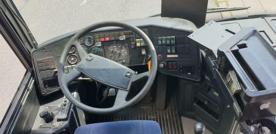 Setra S 315 NF mit Schaltung , Klima, Standheizung Manual Gearbox in Hamburg