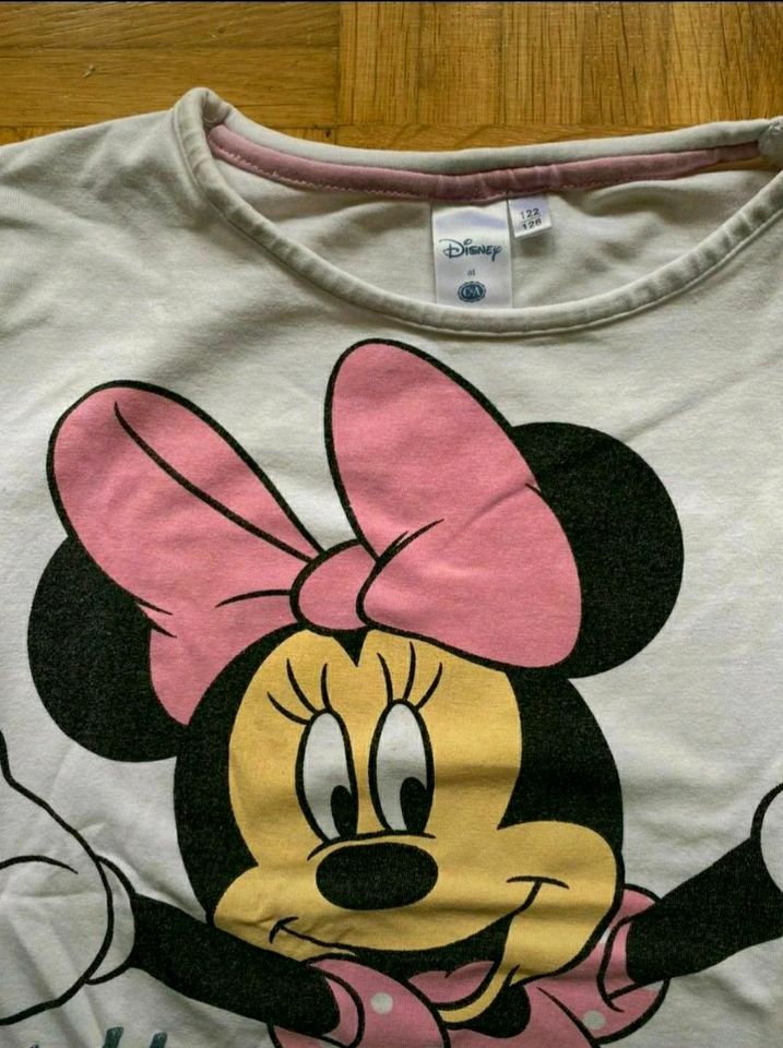 (K7) Mädchen T-Shirt  in gr. 122/128 Motiv micky Maus in Erkrath