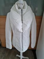 Heine Ashley Brooke Winterjacke Gr. 42 eierschalenfarben neu Hessen - Taunusstein Vorschau