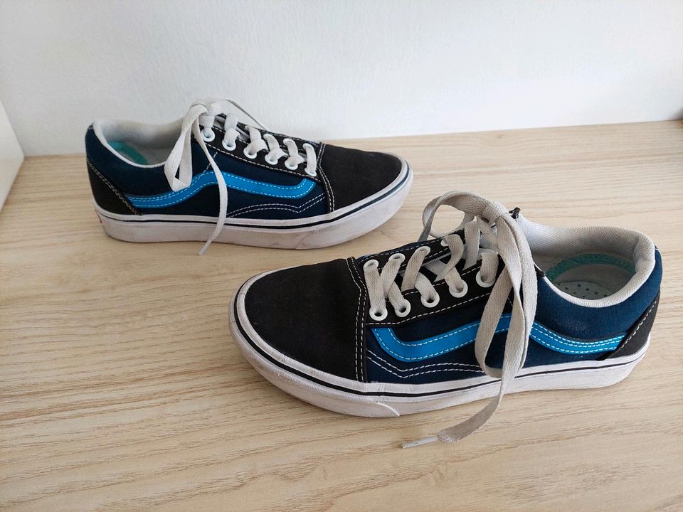 Vans Sneaker 37 in Essen