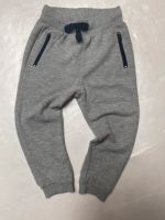 Jogginghose Sporthose Jogger Hose Jeans grau Gr. 92 Niedersachsen - Wittmund Vorschau