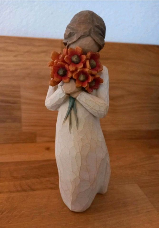 Neu Willow Tree "in Liebe verbunden" Blumen Engel Mädchen Figur in Berlin