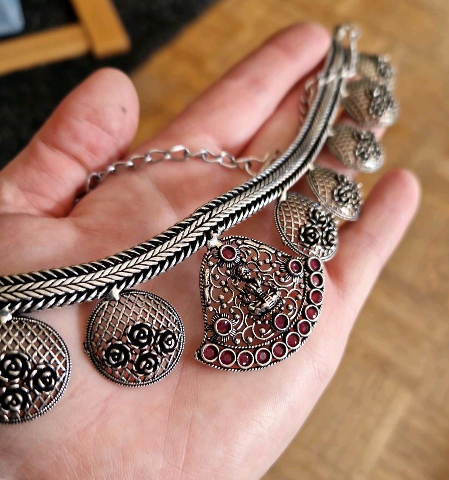 Tribal fusion hippie schmuck kette ethno kuchi Münzen pirat larp in  Baden-Württemberg - Reutlingen | eBay Kleinanzeigen ist jetzt Kleinanzeigen