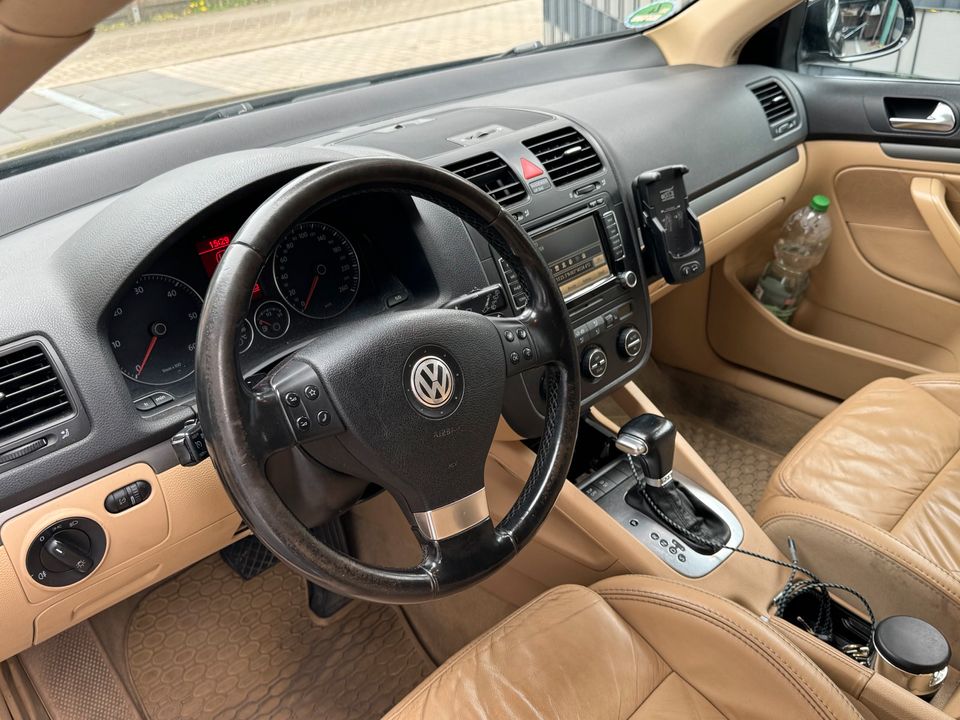 Volkswagen Golf Variant 2.0 TDI *Automatik* DSG Sportline in Centrum