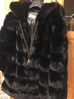 Pelzjacke von DKNY NEU Bayern - Eichendorf Vorschau