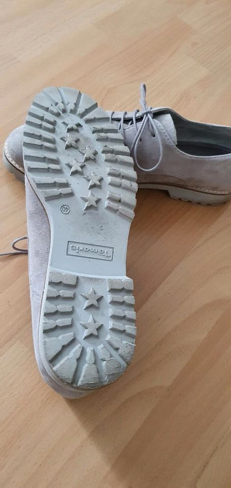 Tamaris Schnürschuh Halbschuh hellgrau Gr. 40 in Hamburg