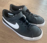 Nike Court Legacy Sneaker schwarz in Größe 35 Hessen - Bad Soden am Taunus Vorschau