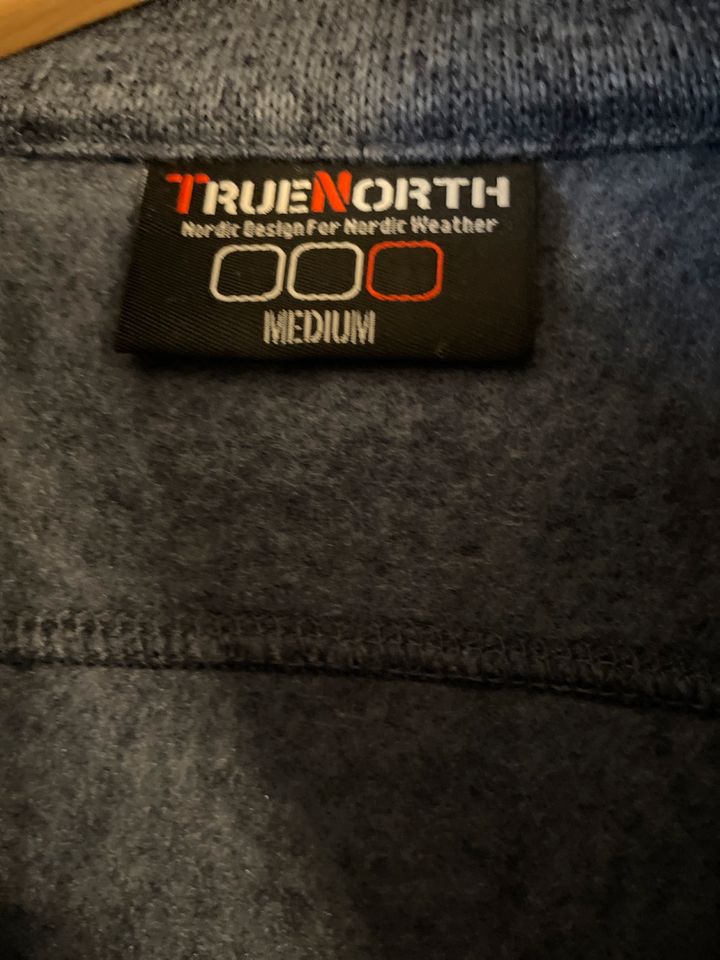 Jacke Flatfleecejacke neu! Größe Medium von True north in Waldershof