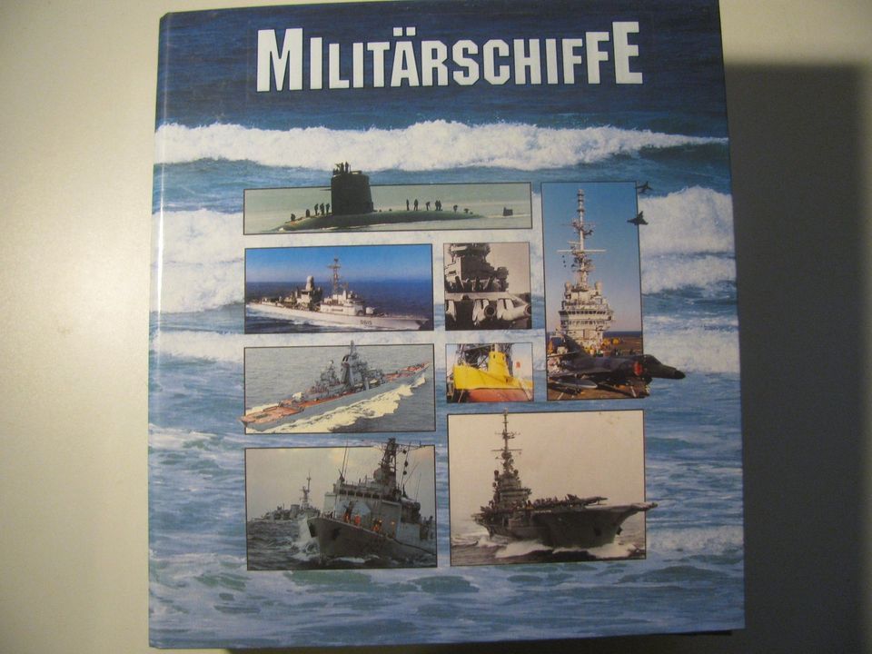 Atlas Verlag "Militärschiffe", Sammelwerk im Ordner in Taunusstein