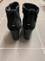 Stiefeletten von Tommy Hilfiger Nordrhein-Westfalen - Langerwehe Vorschau