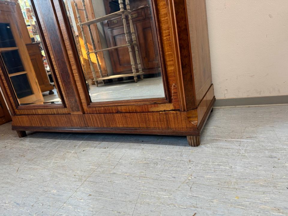 Antiker Spiegelschrank Vorratsschrank Wäscheschrank Spiegel in Völklingen