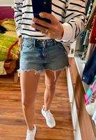 ONLY Jeans Shorts silber Nieten Gr. 26 Taschen 5 Pocket Stil TOP Sachsen - Chemnitz Vorschau
