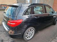 Mercedes Benz B250 BlueEFFICIENCY  Automatik Navi  Pano Köln - Merkenich Vorschau
