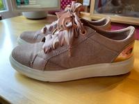 Hübsche Damen-Sneaker von S. Oliver Nordrhein-Westfalen - Rheine Vorschau