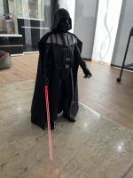 Star Wars Darth Vader Actionfigur Spielfigur mit Licht u. Sound Nordrhein-Westfalen - Krefeld Vorschau